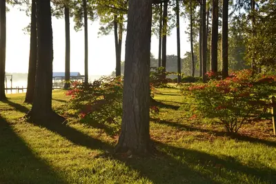 Image de Charme du vieux monde dans le sud du Maryland, Central Ac, Polite Pets Welcome