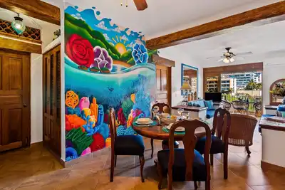 Image de Plazamar Oceanfront Condo Unit 505 - Beachfront Bliss! 4 personnes dans la vieille ville