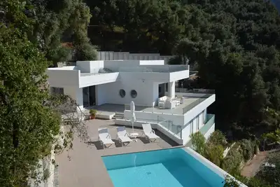 Image de Villa Algeos entre ciel et mer cristalline