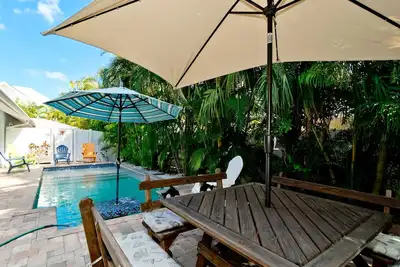 Image de Egret's Landing - Une maison avec piscine privée à quelques minutes de la plage!
