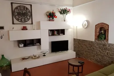 Image de Bel appartement à \"Oltrarno\" avec le Wi-Fi, la climatisation h24 et la télévision par satellite