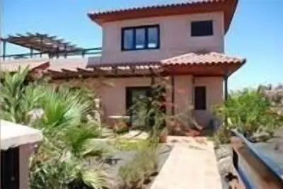Image de Villa avec piscine partagée et vue imprenable