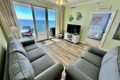 Image de Condo Tropic Winds 2 chambres, attention personnelle aux détails! Chaises De Plage Gratuites