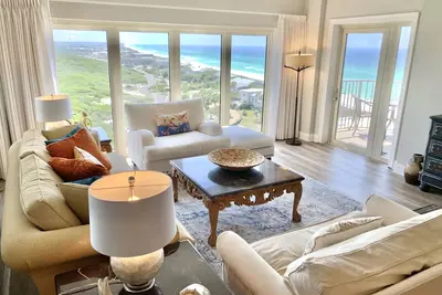 Image de 10% de réduction sur les séjours d'août! Vues exceptionnelles sur le magnifique golfe et la plage! 905bm