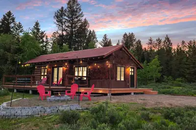 Image de Kabino: Nouveau! L'emplacement est parfait! Rustique moderne! Près de Yellowstone! Wifi gratuit. . .