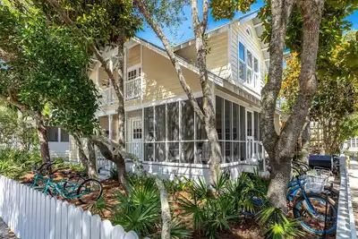 Image de Seaside Proper \"Carey Cottage\" SPÉCIAUX Snowbird Pour Jan + Feb!