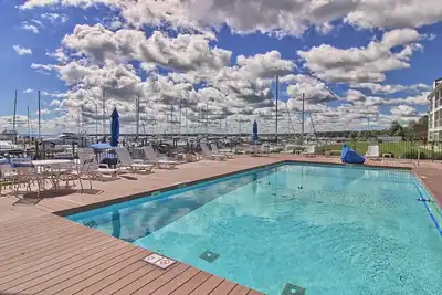 Image de Foster Boat Works 1br Condo-rénovation achevée hiver 2019