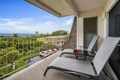 Image de Keauhou Akahi 210- Dernier étage spacieux condo qui dort 4! Grande vue sur l'océan! !