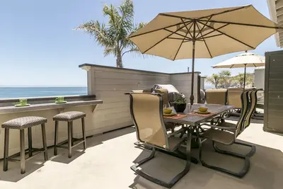 Image de Ocean Front Luxury Above Avila Beach Landmark