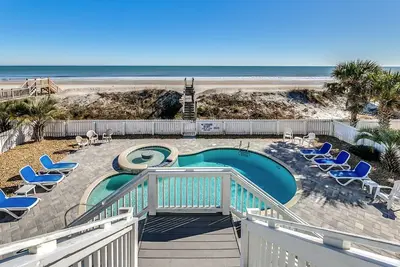 Image de The Palms (anciennement \"Southern Exposure\") Luxury Oceanfront w Pool & Hot Tub