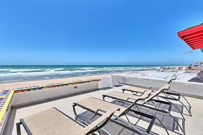 Image de Casa de Juega - Belle trois chambres face à la plage, trois maisons de ville de bain