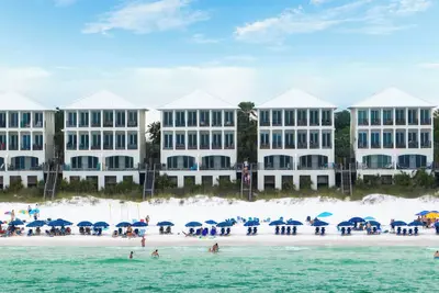 Image de Bouts dans le front de sable, accès à la piscine, 3 grands balcons, ascenseur! ! !