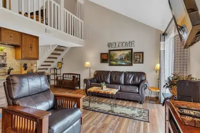 Image de Toscane sur-Taneycomo-Animaux acceptés condo 2 chambres \/ 2 salles de bain sur le lac Taneycomo