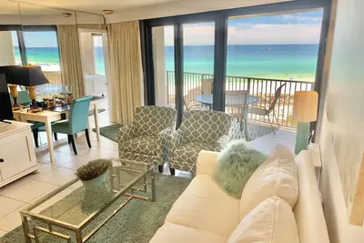 Image de 10% de réduction sur les séjours d'août! Profitez de la voiturette de golf et de la magnifique vue! 4063bs1