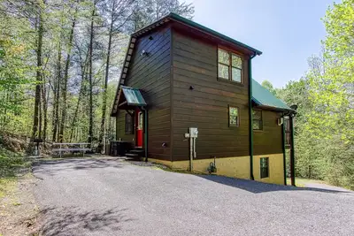 Image de Gatlinburg, maison en rondins isolée près du parc national