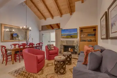 Image de High Ground: 4 Br, 2 Ba Townhouse Ă Carnelian Bay, pour 8 personnes