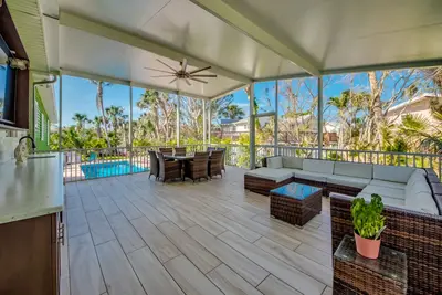 Image de 275 Ohio- Cottage avec piscine et proche de la plage