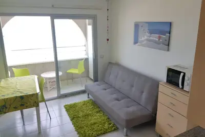 Image de 173 Lumineux Apart. 6 sièges en 1ère ligne avec vue sur la mer