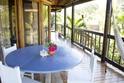 Image de Accès gratuit à la plage privée @ Beach Club Roatan!