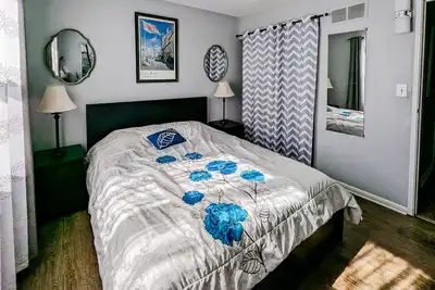 Image de Duplex 3bdr confortable et spacieux dans un excellent emplacement! Unité 1