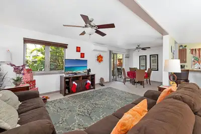 Image de Kahakai Place, Tropical Get-Away, situé dans le centre de Kailua Kona Hi Big Island