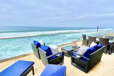 Image de Vente D'Automne Domaine familial privé à couper le souffle, plage privée, anneau de feu
