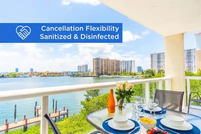 Image de G. Bay Standard 8 | 2 lits 2 salles de bain, des vues incroyables Intracoastal!