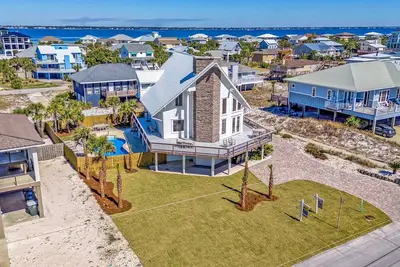 Image de Vue imprenable sur le golfe, piscine privée. Parfait pour grande famille ou petit groupe.