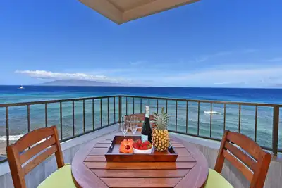 Image de Maui Kai 601 Magnifique unité de coin en bord de mer - Juste rénové!