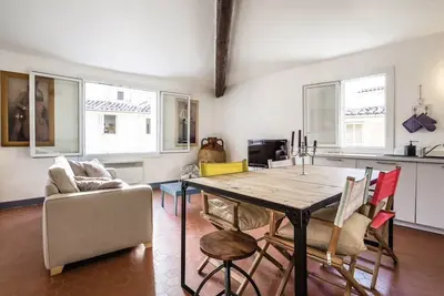 Image de Apartment behind Cours  Mirabeau, +  parking gratuit sécurisée