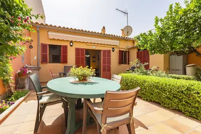 Image de Maison avec jardin patio près de la mer
