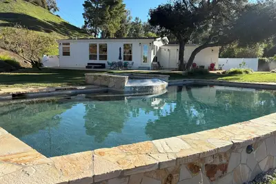 Image de Cottage de charme sur Horse Ranch dans les montagnes de Malibu
