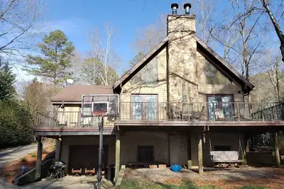 Image de Spacieuse maison du lac Hartwell avec appel cabine confortable, à 15 minutes de Clemson WiFi