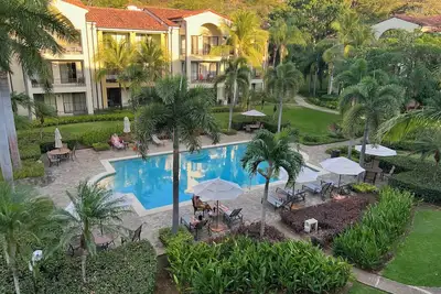 Image de Nouveau condo Pacifico et club de plage