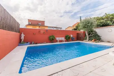 Image de Maison de vacances spacieuse avec piscine privée