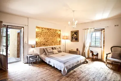 Image de Tres Grand Appartement Avec Wifi