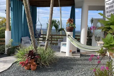 Image de Ciel ÉTOILÉ> ENTOURÉ De Nature, Relaxant, PRÈS De Tout Ce Que Vous Cherchez