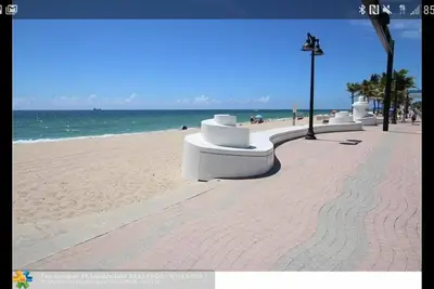 Image de Le paradis sur l'intracoastal 1 pâté de maisons de la plage!