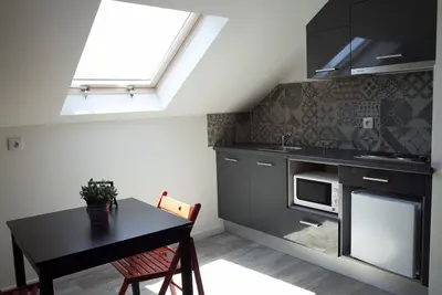 Image de Lisbon Beach Apartments 5. Studio, plage 5 minutess, wifi gratuit.
