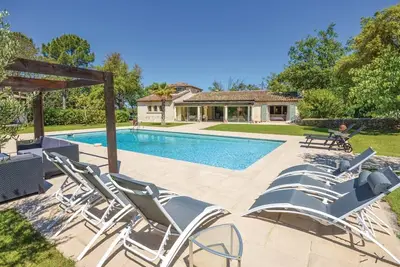 Magn Villa 250m2  4 ch 8 pers+ piscine privée à 10' mer/Bbq/Ping pong/Jacuzzi