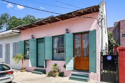 Image de Authentic Creole Cottage - Étapes du quartier français