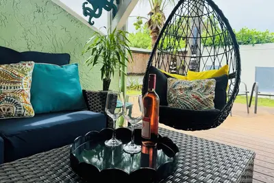 Image de Island Townhouse North Hutchinson Island -Walk to Beach-Sleeps 5 - Chiens acceptés