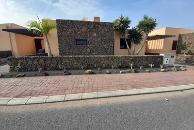 Image de Superbe villa avec piscine chauffée, grand patio et barbecue