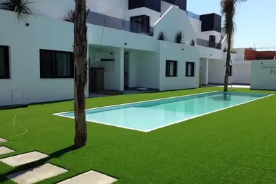Image de Luxe 2 Lit Appartement Penthouse, un emplacement privilégié, à seulement 700 Metres De La Plage