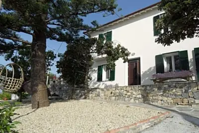 Image de Villa Ligurienne Tranquille Avec vue sur la mer à 180°, sur la Riviera Italienne