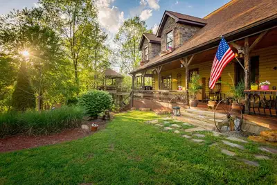 Image de Stone Creek Cabin Retreat