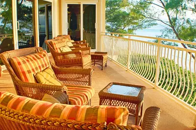Image de Villa de luxe sur le front de mer sur Sunset Beach / TrophyKitchen / HotTub / BeachGear