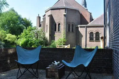 Image de Maison de vacances spacieuse Ă Borkel en Schaft avec jardin