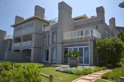 Image de Pinnacle Point Golf Resort: Appartement de 3 chambres 5. 1 avec vue sur l'océan