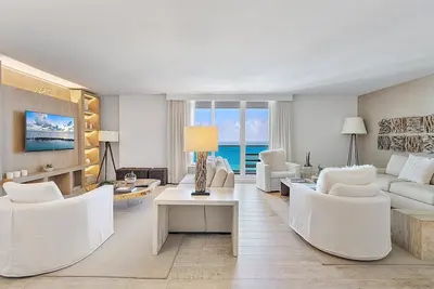 Image de **Luxueux! 5 * 3/3 Condo-Hôtel au bord de la plage à South Beach, unité 1540